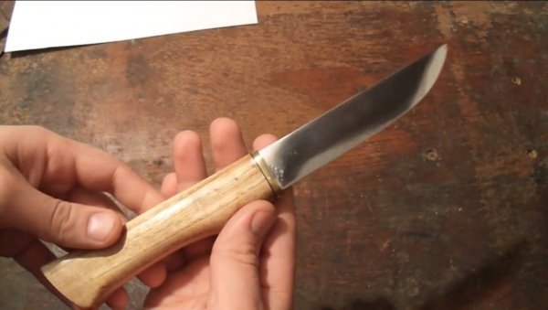 Острый нож из быстрореза Р6М5