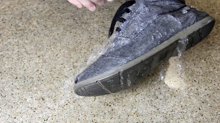 Как сделать матерчатую обувь водонепроницаемой
