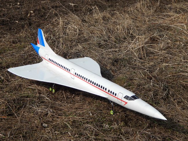 Новая импеллерная модель самолета «Конкорд»