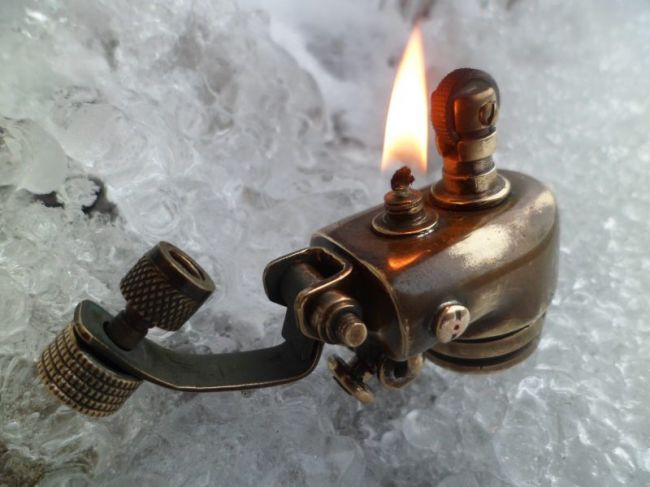 Зажигалка водопроводчика в стиле стимпанк своими руками