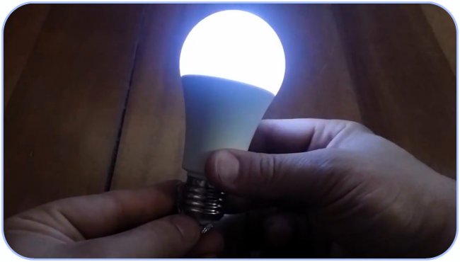 Как сделать фальшивую светодиодную лампочку
