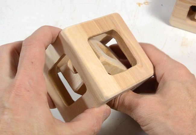 Куб внутри кубика - головоломка